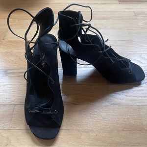 YSL - Yves Saint Laurent Authentic Black Suede Lace-up Sandals. Size 7.5 US -NWT